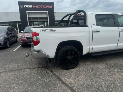 Used 2017 Toyota Tundra SR5 w/ SR5 Upgrade Package RWD image 16