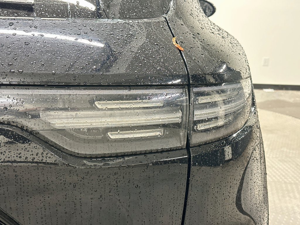 Certified 2021 Porsche Cayenne GTS AWD/4WD image 33