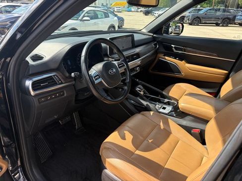 Used 2021 Kia Telluride SX w/ Nightfall Edition Package AWD/4WD image 2