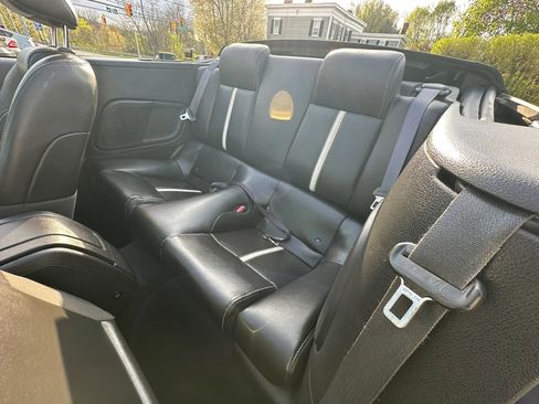 Used 2010 Ford Mustang GT RWD image 21