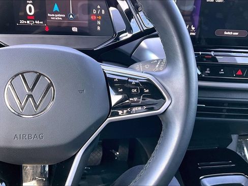 Used 2022 Volkswagen ID.4 Pro RWD image 25