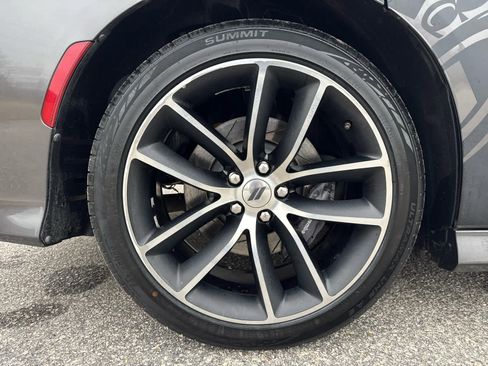 Used 2018 Dodge Charger R/T Scat Pack w/ Driver Confidence Group image 32