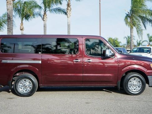 Used 2013 Nissan NV 3500 SV image 11