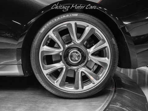 Used 2018 Rolls-Royce Wraith image 46
