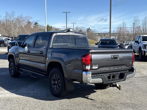 Used 2023 Toyota Tacoma SR5 AWD/4WD image 7