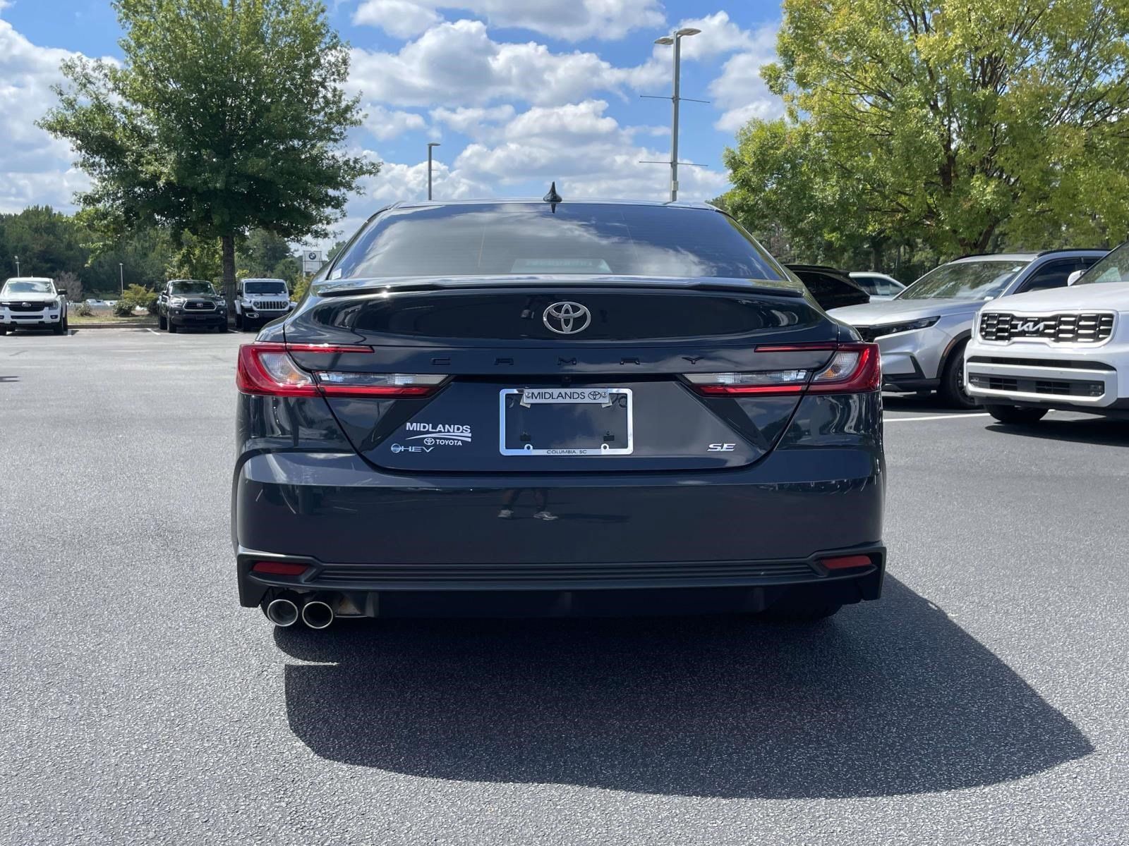 Used 2026 Toyota Camry SE w/ Convenience Package FWD image 5