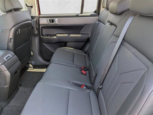 New 2026 Hyundai Santa Fe SEL FWD image 23