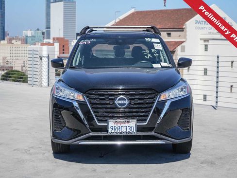 Used 2024 Nissan Kicks S FWD image 2