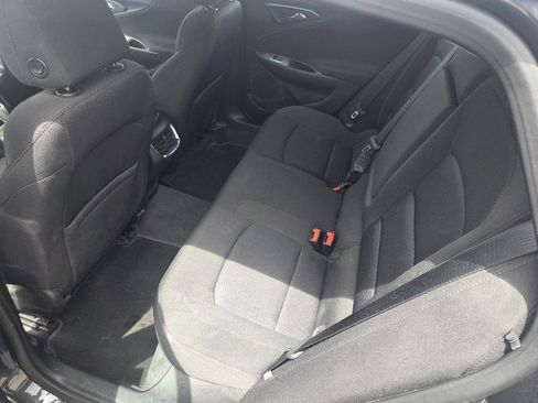 Used 2018 Chevrolet Malibu LT FWD image 8