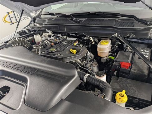 Used 2025 RAM 3500 Limited image 38