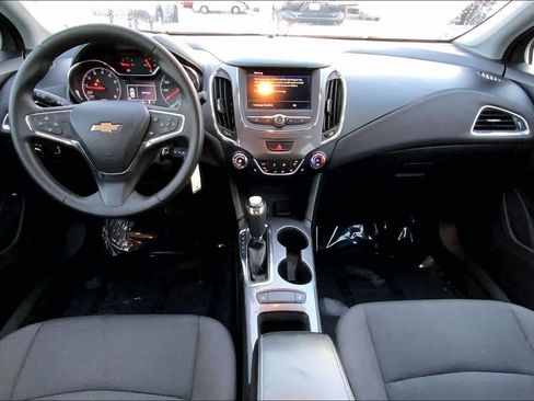Used 2019 Chevrolet Cruze LT w/ LT Fleet Convenience Package image 14