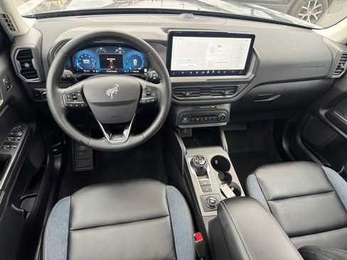 Used 2025 Ford Bronco Sport Outer Banks w/ Outer Banks Tech Package+ image 10