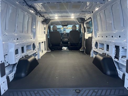 New 2024 Ford Transit 150 Low Roof image 22