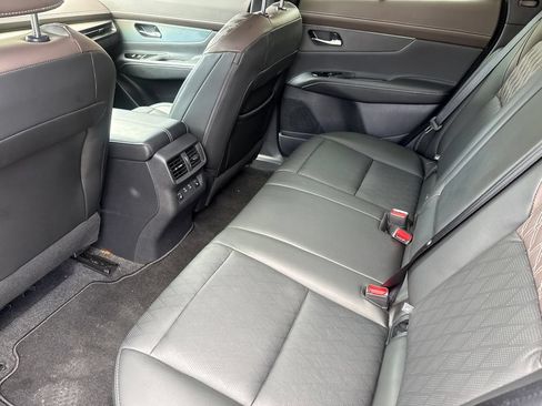 Used 2025 Nissan Murano Platinum w/ Cargo Package AWD/4WD image 17