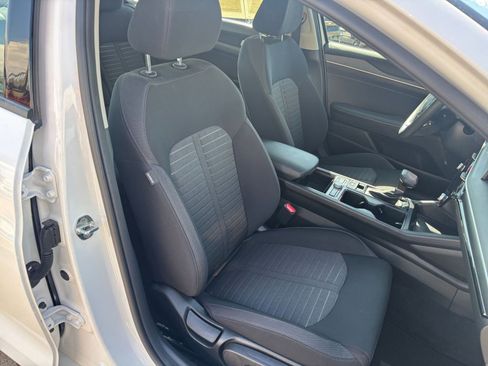 Used 2025 Kia K5 LXS image 35