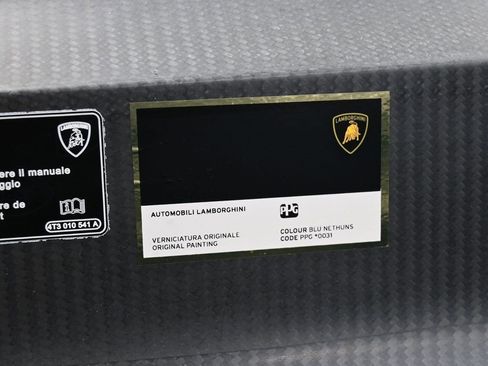 Used 2024 Lamborghini Huracan STO image 35