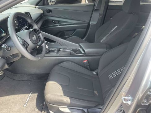 Certified 2025 Hyundai Elantra Sport w/ Cargo Package FWD image 10