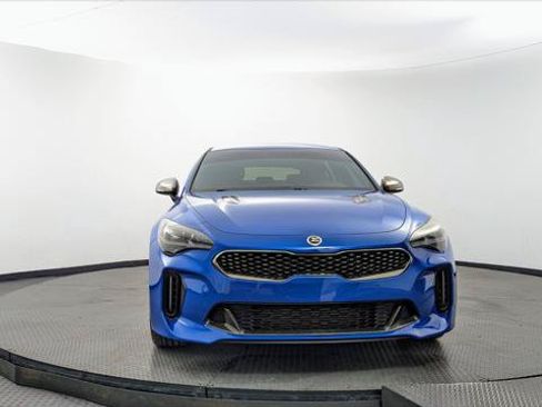 Used 2018 Kia Stinger GT RWD image 12