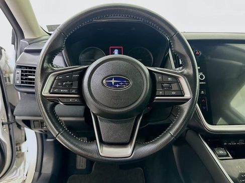 Certified 2025 Subaru Outback Premium w/ Popular Package #1 AWD/4WD image 12