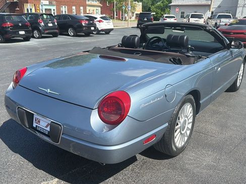 Used 2005 Ford Thunderbird RWD image 5