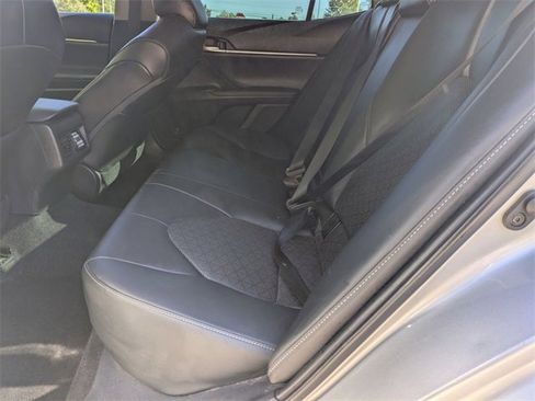 Used 2022 Toyota Camry XSE w/ Carpet Mat Package (TMS) image 26