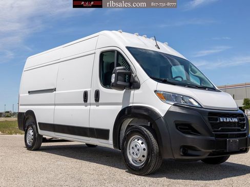 Used 2023 RAM ProMaster 2500 FWD image 1