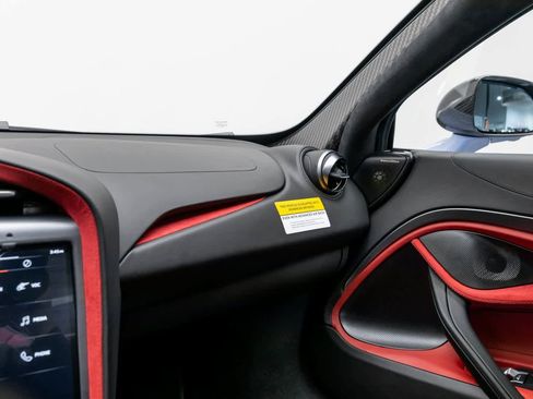 New 2026 McLaren 750S image 35