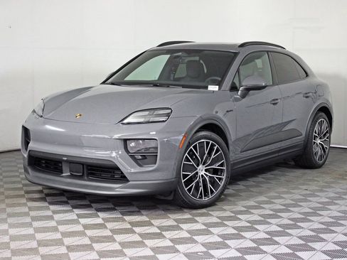 Certified 2025 Porsche Macan Electric image 1
