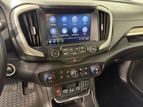 Used 2018 GMC Terrain SLE w/ Driver Convenience Package FWD image 17