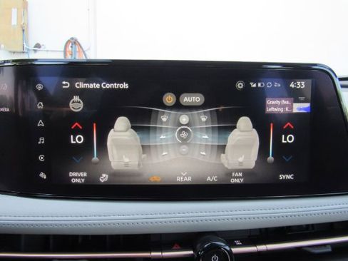 Used 2024 Nissan Ariya FWD image 47