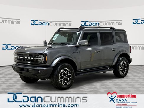 Used 2024 Ford Bronco Outer Banks AWD/4WD image 1