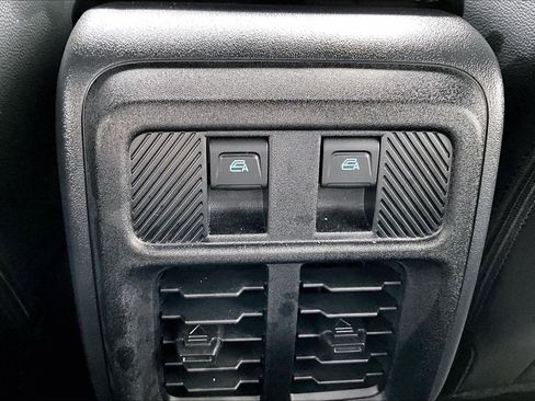 Used 2025 Ford Bronco Outer Banks image 38