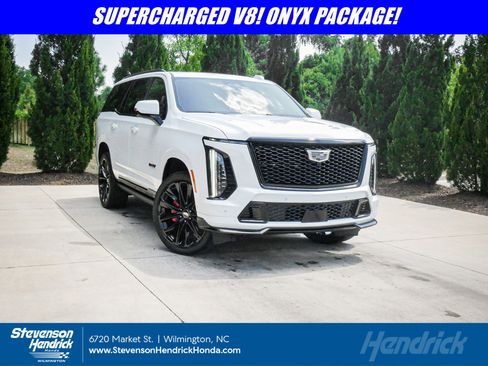 Used 2026 Cadillac Escalade V w/ LPO, ONYX Package image 1