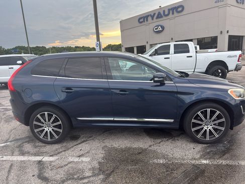 Used 2015 Volvo XC60 T6 Platinum FWD image 4