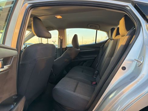 Used 2025 Toyota Camry LE FWD image 22