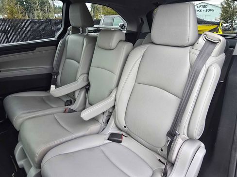 Used 2021 Honda Odyssey EX-L image 16