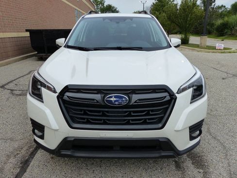 Used 2023 Subaru Forester Limited w/ Popular Package #2 AWD/4WD image 15