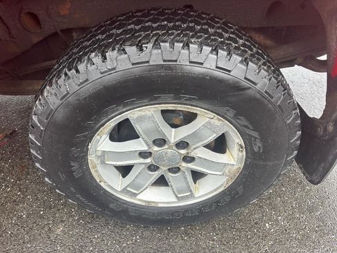 Used 2010 GMC Sierra 1500 SLE w/ SLE Preferred Package image 27