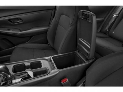 Used 2024 Nissan Sentra S image 17