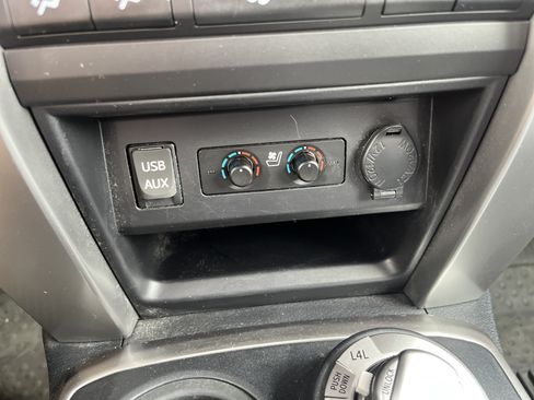 Used 2016 Toyota 4Runner Limited AWD/4WD image 30