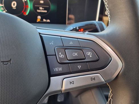 New 2026 Volkswagen Tiguan SE AWD/4WD image 57