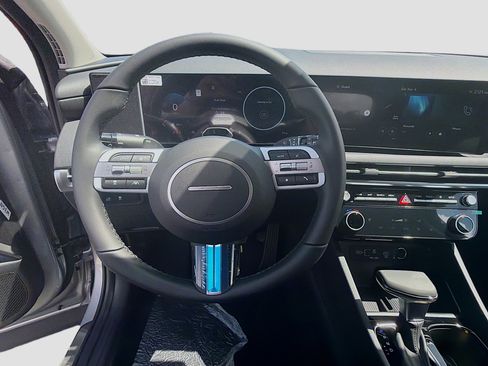 New 2026 Hyundai Tucson SEL image 8