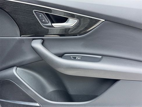 Used 2021 Audi Q7 3.0T Premium Plus image 47