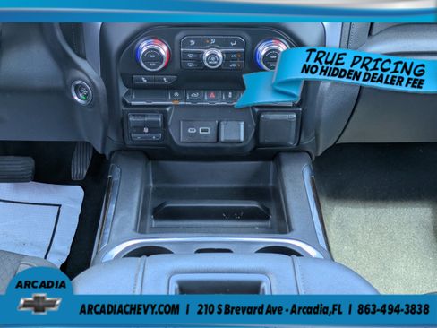 Used 2022 GMC Sierra 1500 Elevation w/ Preferred Package RWD image 18