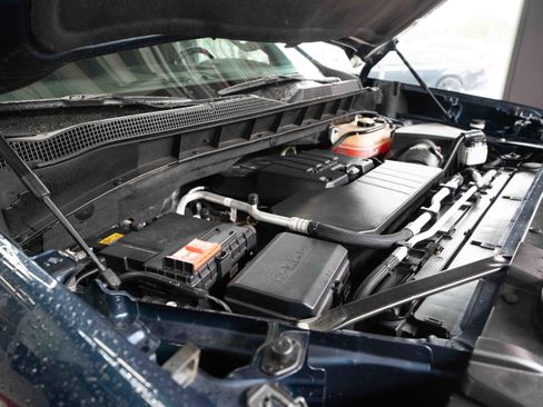 Used 2021 Chevrolet Silverado 1500 LT w/ LPO, Liner Protection Package image 31