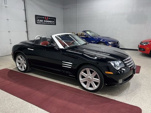 Used 2006 Chrysler Crossfire Limited image 8