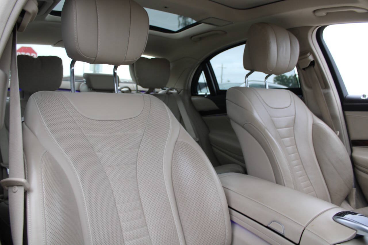 Used 2017 Mercedes-Benz S 550 4MATIC Sedan image 14