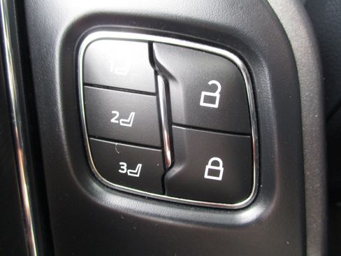 Used 2023 Ford F150 Lariat AWD/4WD image 45