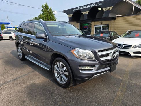 Used 2016 Mercedes-Benz GL 450 4MATIC w/ Premium I Package image 40