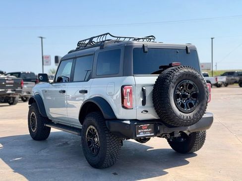 Used 2023 Ford Bronco Wildtrak AWD/4WD image 3